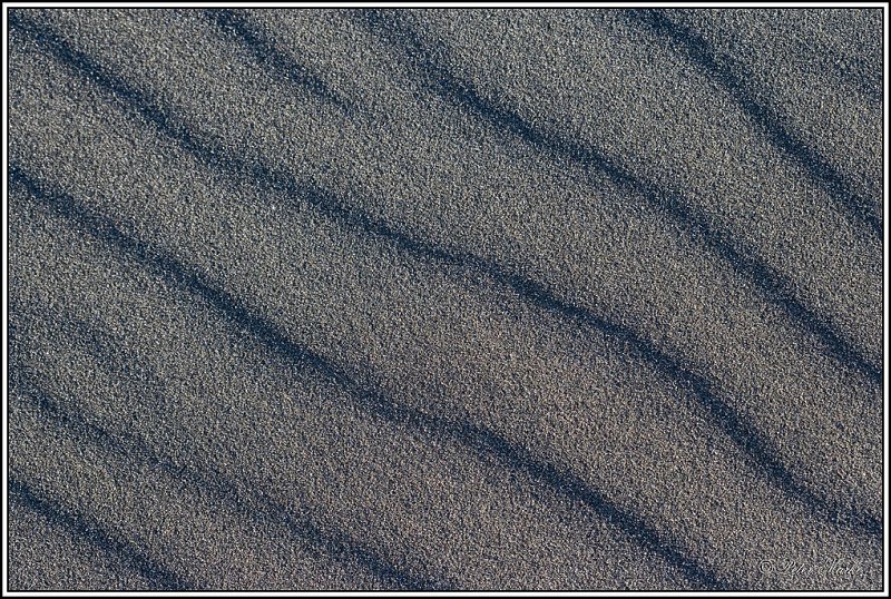 WV8X3817.jpg - Black sand at Back Beach, New Plymouth, Taranaki, New Zealand