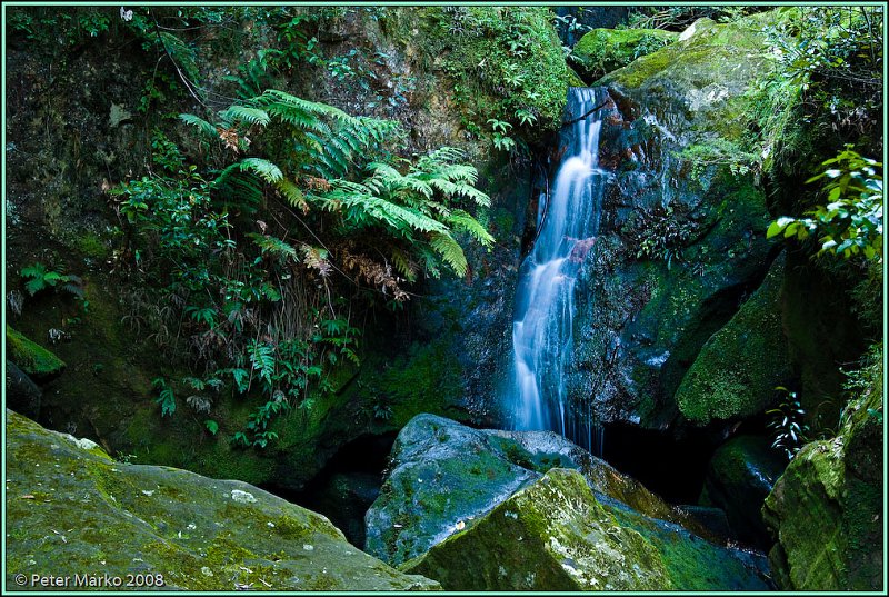WV8X8875.jpg - Waterfall, Blue Mountains, Australia.