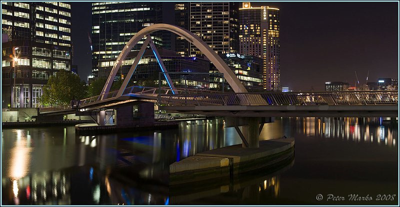 Melbourne_pano_04.jpg - Melbourne Central Business District in the night (9452 x 4855 pixels). Victoria, Australia.