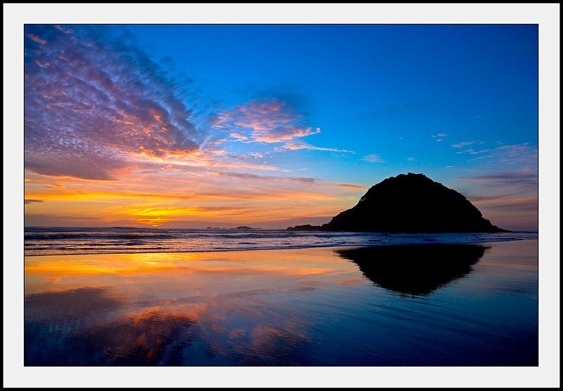 WV8X3397_print.jpg - Sunset, Back Beach, New Plymouth, New Zealand