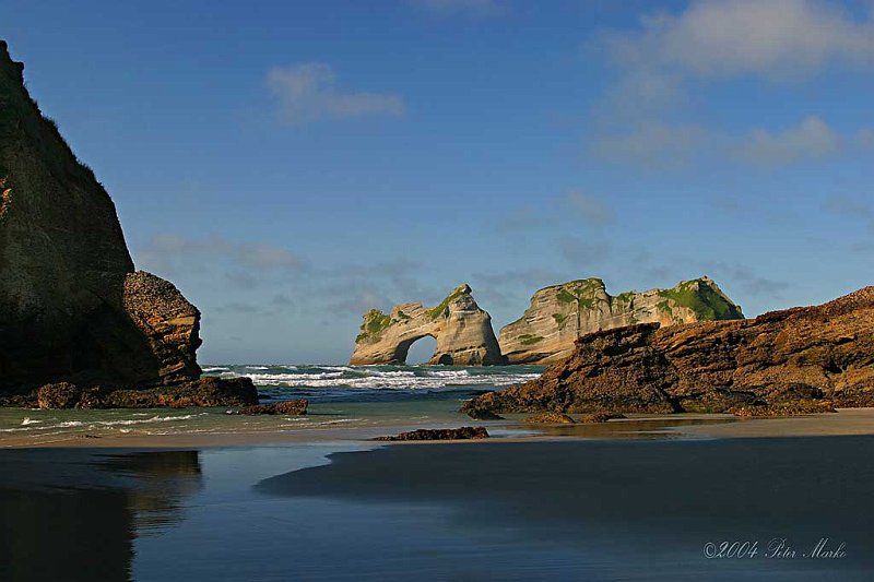 Wharariki_Beach_5.jpg - Wharariki Beach, South Island, New Zealand