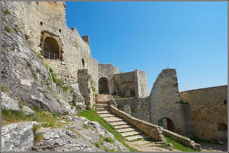 WV8X0705.jpg - Spisky Castle, Slovakia 2006