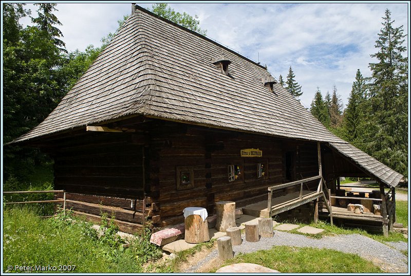 WV8X1739.jpg - Historical Pub, Museum of Orava village, Slovakia