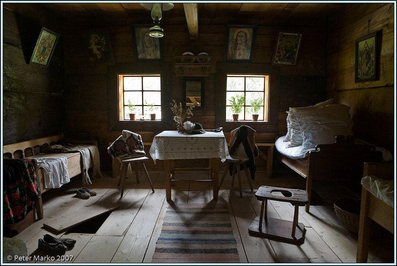 WV8X1788.jpg - Common room, Museum of Orava  village, Slovakia