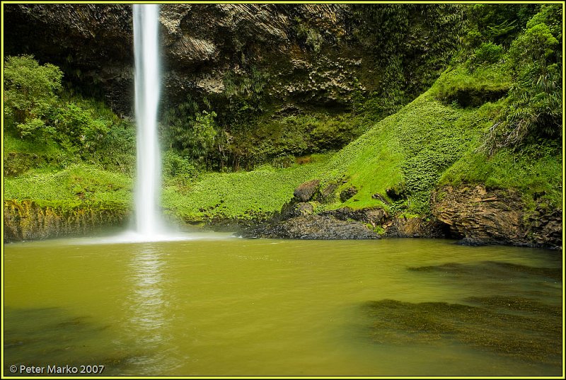 V8X3594.jpg - Bridal Falls, 55m high, Waikato, North Island, New Zealand