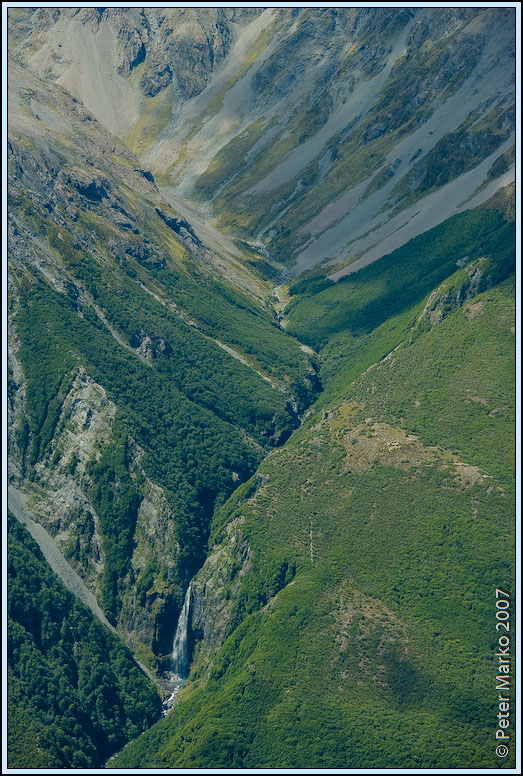 WV8X4992.jpg - Devils Punchbowl Waterfalls, Arthurs Pass National Park, New Zealand